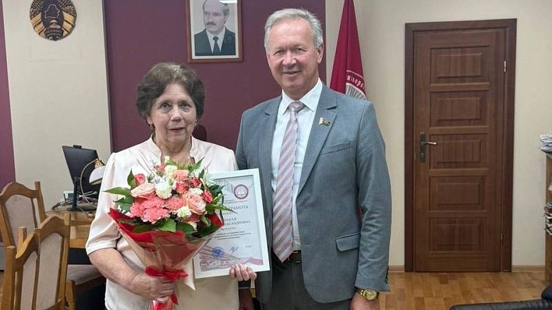С благодарностью и уважением: в ГрГМУ проводили на заслуженный отдых заведующую архивом Тамару Александровну Левицкую