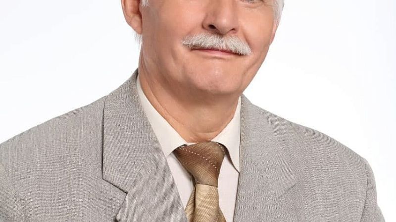 Пример человека, преданного науке.  Заведующий кафедрой гистологии, цитологии и эмбриологии ГрГМУ, профессор Сергей Михайлович Зиматкин отмечает 70-летний юбилей