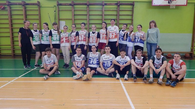 Баскетбол 3х3  среди курсов  медико-диагностического факультета