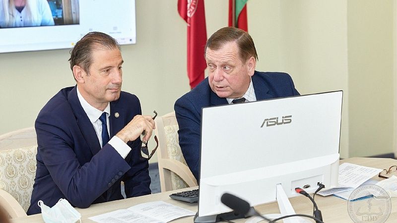 Актуальные проблемы биохимии обсуждают на международной научно-практической конференции в ГрГМУ