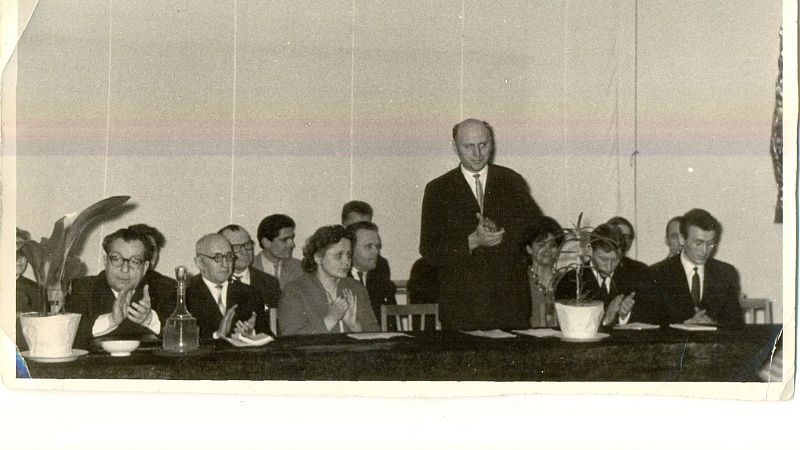 Апрель 1964 год. Конференция